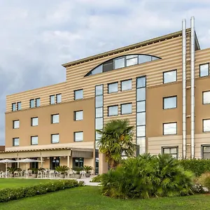 https://hotel-omnia.hotelinveneto.com